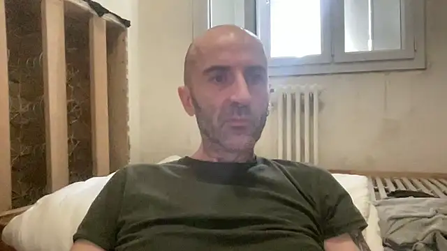 Snapshot of slave44nantes chatting on January 19, 11:14 am slave44nantes online show from January 19, 11:14 am