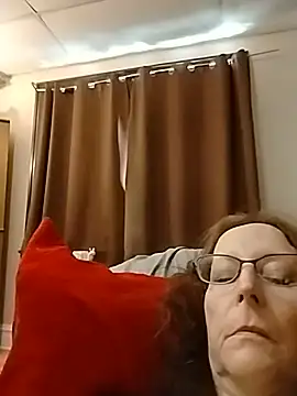Snapshot of Spicylady1234 chatting on June 2, 7:38 pm Spicylady1234 online show from June 2, 7:38 pm