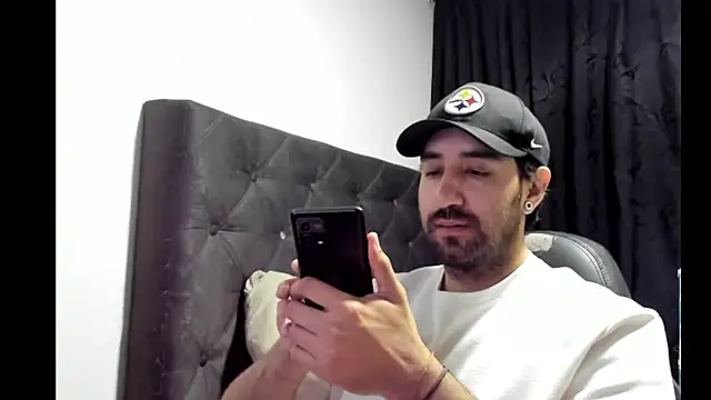 coolfriki online show from November 27, 11:40 pm