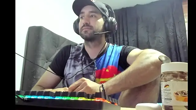 coolfriki online show from December 15, 2:38 am