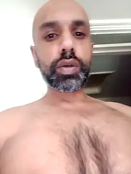 Snapshot of T1T012 chatting on March 10, 1:38 pm T1T012 online show from March 10, 1:38 pm