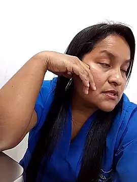 lucia00xx online show from March 19, 6:45 pm