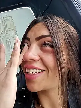 Snapshot of Saray_1-2 chatting on October 30, 2:40 pm Saray 1-2 online show from October 30, 2:40 pm