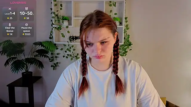 Barbara Mitchel online show from December 15, 9:24 am