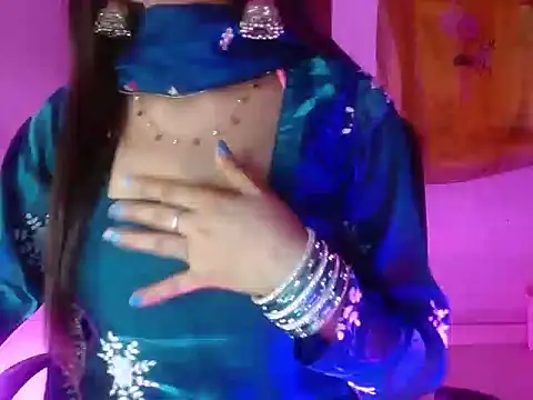 Roiseeee online show from May 8, 5:13 am