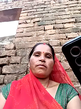 Snapshot of Nm_sanjna chatting on October 6, 3:42 pm Nm sanjna online show from October 6, 3:42 pm