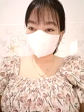 Snapshot of Xuka203 chatting on November 27, 12:13 am Xuka203 online show from November 27, 12:13 am