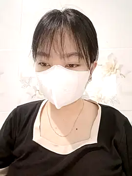 Snapshot of Xuka203 chatting on December 5, 1:36 am Xuka203 online show from December 5, 1:36 am