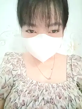 Snapshot of Xuka203 chatting on February 2, 1:26 am Xuka203 online show from February 2, 1:26 am