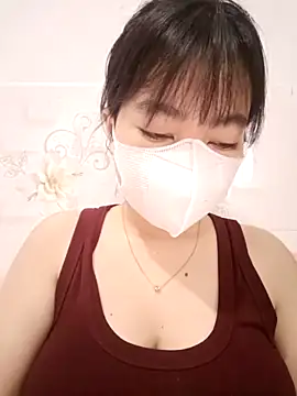 Snapshot of Xuka203 chatting on February 27, 12:43 am Xuka203 online show from February 27, 12:43 am