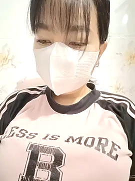 Snapshot of Xuka203 chatting on March 18, 7:00 am Xuka203 online show from March 18, 7:00 am