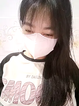 Snapshot of Xuka203 chatting on March 19, 4:11 pm Xuka203 online show from March 19, 4:11 pm