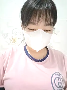 Snapshot of Xuka203 chatting on March 28, 8:25 am Xuka203 online show from March 28, 8:25 am