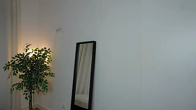 Snapshot of Locac0c0 chatting on October 9, 11:19 am Locac0c0 online show from October 9, 11:19 am