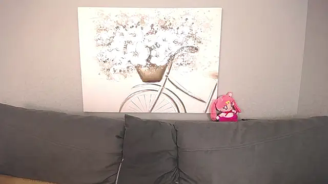 Evarey  online show from November 4, 5:39 am