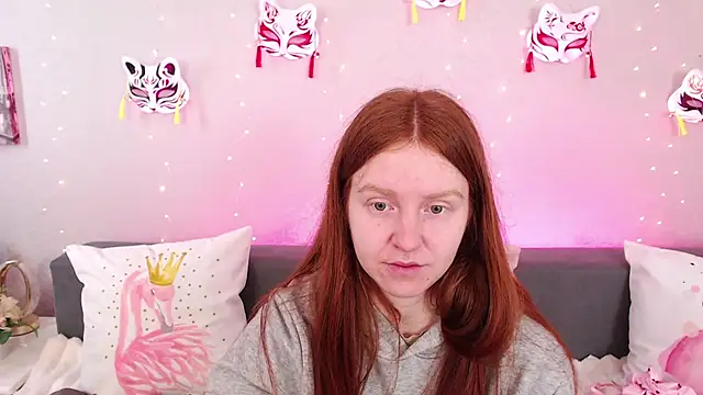 Evarey  online show from May 15, 4:19 am