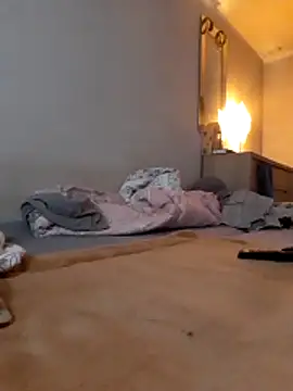 Snapshot of Remello1 chatting on February 9, 9:30 pm Remello1 online show from February 9, 9:30 pm