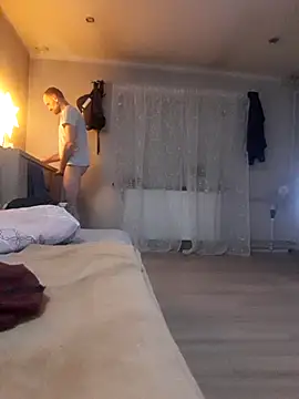 Snapshot of Remello1 chatting on February 10, 10:36 pm Remello1 online show from February 10, 10:36 pm