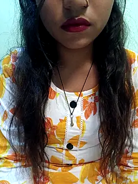 Snapshot of Riya-hot3 chatting on October 6, 2:03 pm Riya-hot3 online show from October 6, 2:03 pm