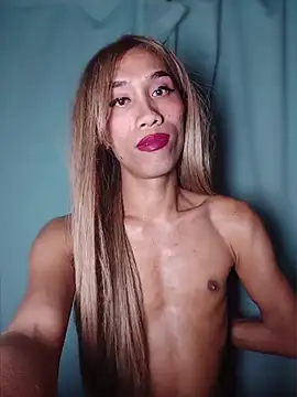 Snapshot of asian_queen31 chatting on April 25, 8:28 pm asian queen31 online show from April 25, 8:28 pm