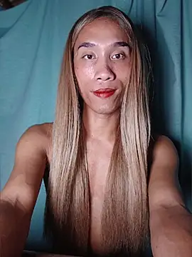Snapshot of asian_queen31 chatting on May 14, 9:43 pm asian queen31 online show from May 14, 9:43 pm