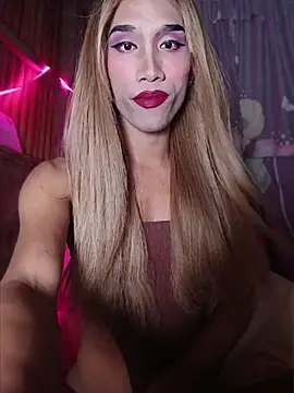 Snapshot of asian_queen31 chatting on May 20, 3:07 pm asian queen31 online show from May 20, 3:07 pm