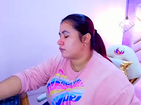 Addyy 02 online show from October 12, 11:42 am