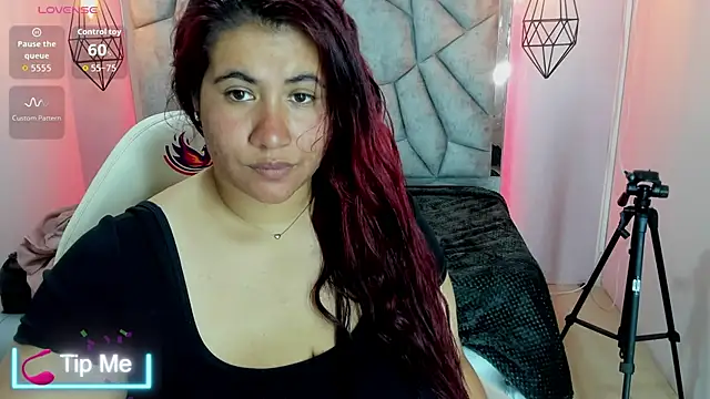 Addyy 02 online show from May 20, 6:47 pm
