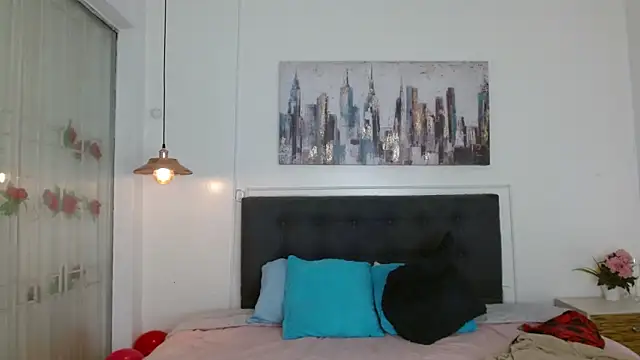 andresnoir  online show from December 15, 2:21 pm