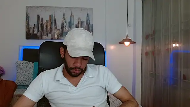 andresnoir  online show from February 7, 1:59 pm