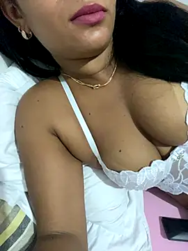 Brunamorenago online show from November 6, 12:33 am