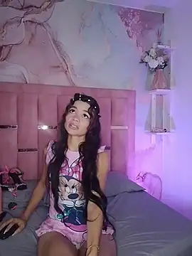 Isis Blaze online show from December 2, 3:12 am