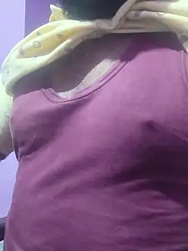 Snapshot of Y0ur_Slave chatting on January 12, 2:00 pm Y0ur Slave online show from January 12, 2:00 pm