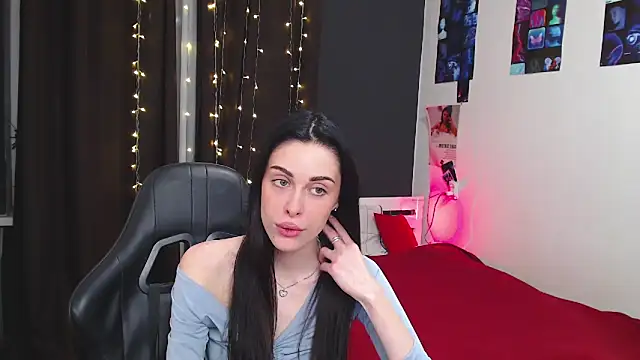 ariel is on vacation online show from October 18, 4:41 pm