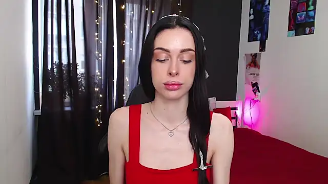 ariel is on vacation online show from October 22, 9:31 am