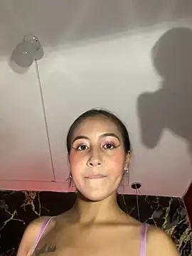 Luna star3 online show from February 4, 7:20 pm