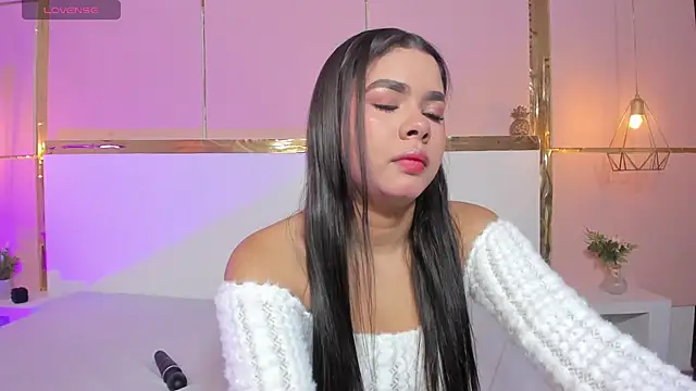 TianaGlow44 online show from December 15, 11:58 am