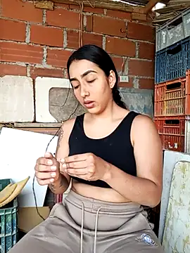 Snapshot of Queen_sofya chatting on October 25, 5:51 pm Queen sofya online show from October 25, 5:51 pm