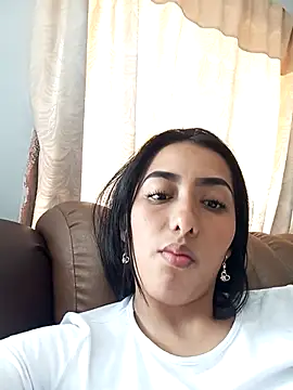 Snapshot of Queen_sofya chatting on October 26, 4:57 pm Queen sofya online show from October 26, 4:57 pm