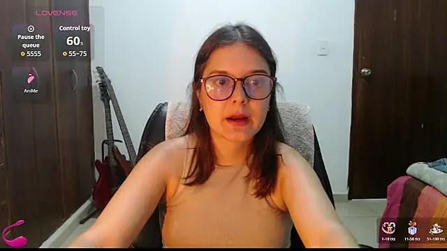 CarlaLorez online show from May 21, 9:22 pm