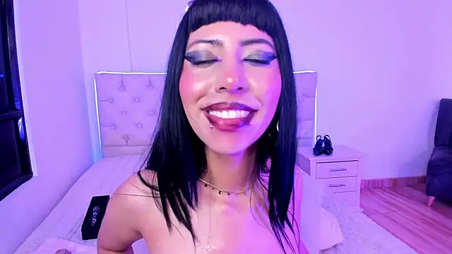 Nina fox 0691 online show from May 15, 10:50 pm