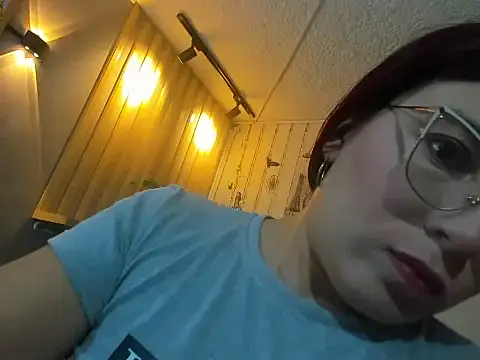 allison mc online show from October 11, 3:28 am