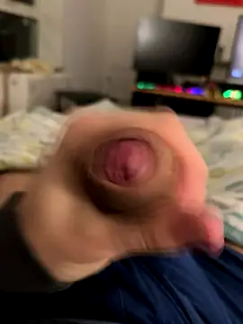 Snapshot of jakeBigCock1905 chatting on October 31, 9:27 pm jakeBigCock1905 online show from October 31, 9:27 pm