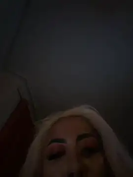 Snapshot of zara_bellexx chatting on January 16, 7:29 pm zara bellexx online show from January 16, 7:29 pm