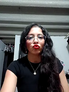 Snapshot of Eloisa_smith chatting on October 29, 4:59 am Eloisa smith online show from October 29, 4:59 am