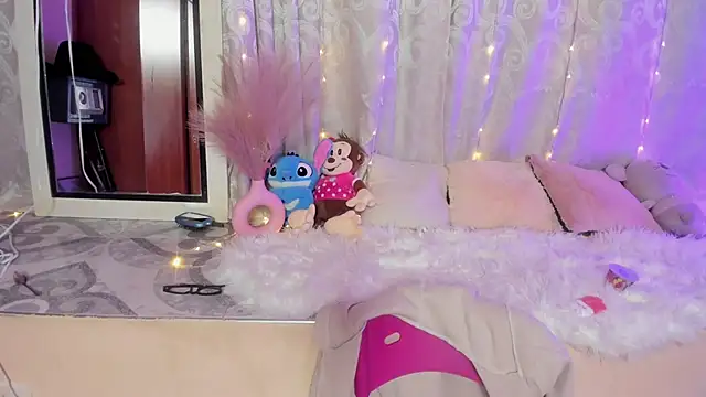 Lilith salvatoree online show from May 19, 1:22 am