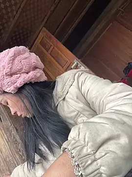 miemie-xx online show from December 15, 2:49 am