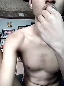 Snapshot of use_19 chatting on January 18, 7:12 am use 19 online show from January 18, 7:12 am