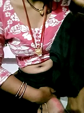 Snapshot of Hot_bhomi38 chatting on February 13, 6:15 pm Hot bhomi38 online show from February 13, 6:15 pm