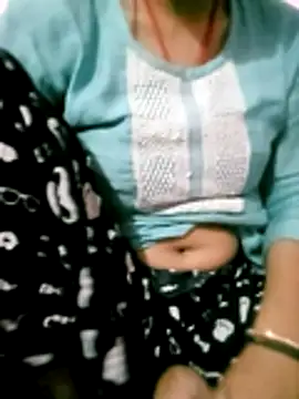 Snapshot of Hot_bhomi38 chatting on April 3, 7:12 pm Hot bhomi38 online show from April 3, 7:12 pm